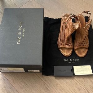 Rag & Bone New York Wyatt Sandal - 38